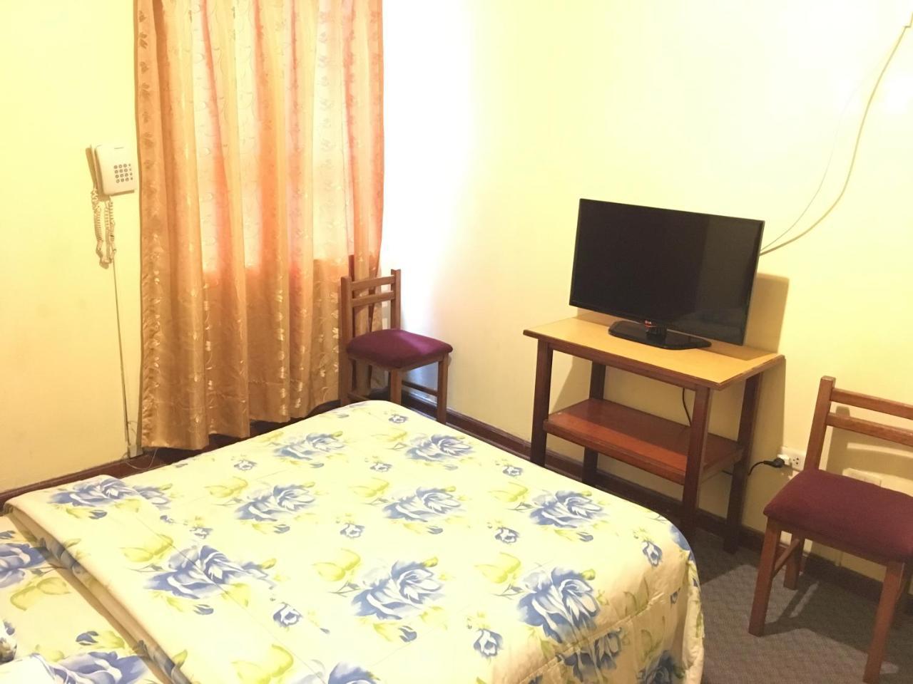 Mandarin Hotel